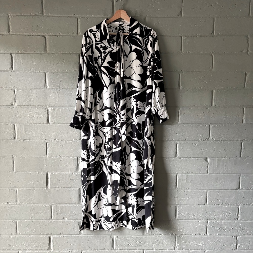 Chico’s Foliage Maxi Shirt Dress Women’s 1P (US 8P) Black White Button Front